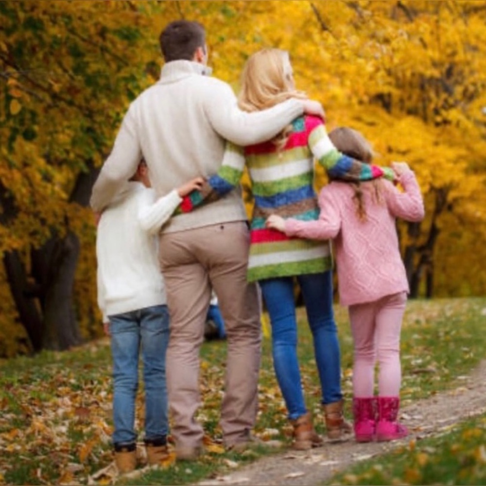 Poshmark Consignee for the Partner Pilot Program!